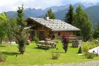 Image de villa à Bellamonte avec jardin