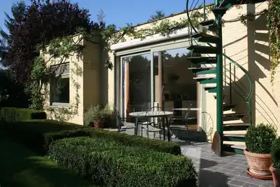 Image de Maison de vacances א Zingem avec jardin