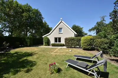 Image de Maison de vacances confortable avec grand jardin