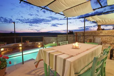 Image de Authentique maison de vacances à Barban avec piscine