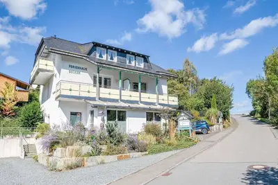 Image de Moderne Ferienwohnung am Wald à Schwalefeld