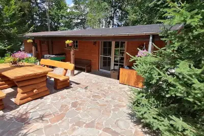 Image de Chalet א Wibrin avec יtang א poissons privי