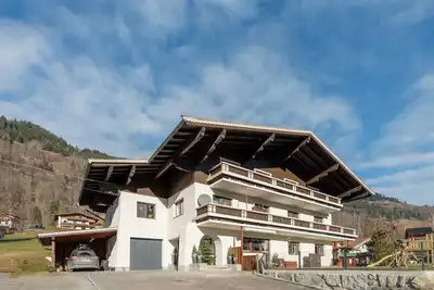 Image de Bel appartement avec balcon Ă Salzbourg