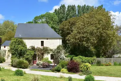 Image de Luxueuse maison de maître avec jardin, spa, piscine