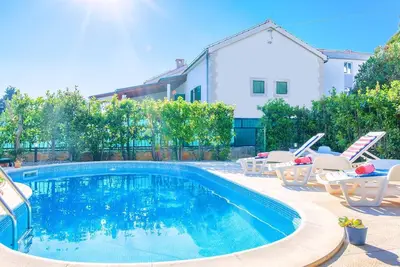 Villa de charme avec piscine privée sur l'île de Hvar