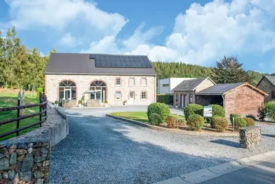 Image de Elegant Holiday Home in Burnenville