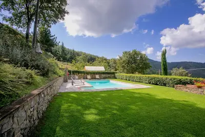 Image de Maison de vacances à Cortona avec piscine