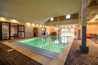 Image de Maison de vacances א Sourbrodt avec piscine privיe