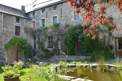 Gîte historique près de Hamoir avec jardin privé