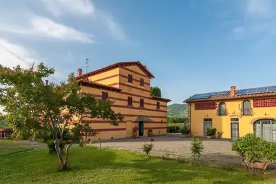 Manoir pittoresque à Pian di Sco avec terrasse