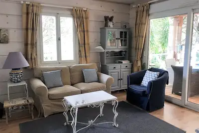 Chalet confortable à Gassin au milieu de la forêt