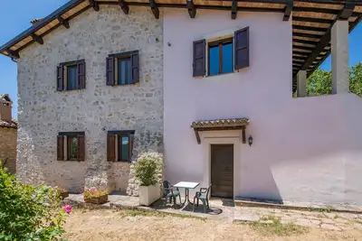 Maison à Sellano avec piscine et vue