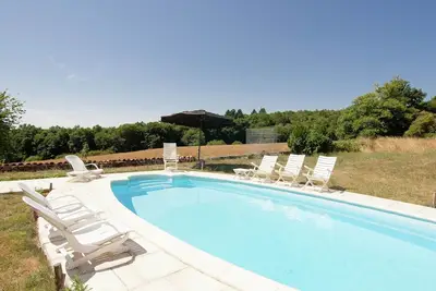 Image de Maison de vacances spacieuse avec piscine privée