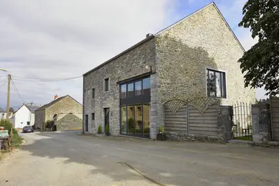 Image de Gîte spacieux avec jardin clos près de la forêt à Gimnée