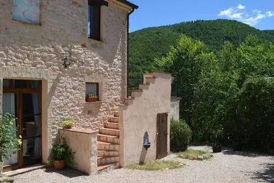 Image de Bel appartement dans un agritourisme avec terrasse privée à Pergola