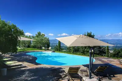 Ferme à Loro Ciuffenna avec jardin