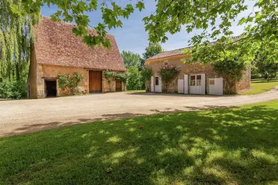 Image de Manoir familial avec piscine