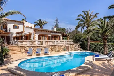 Image de Belle villa avec piscine
