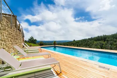 Image de maison de vacances Ă Vinci avec vue sur la mer