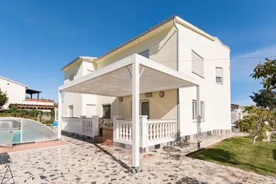 Image de Belvilla by Oyo Bon Relax Blanc