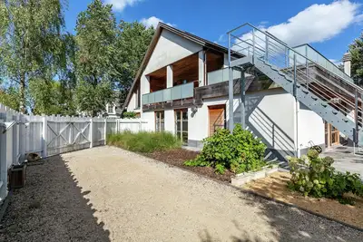 Image de Villa avec piscine et sauna proche de la mer