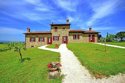 Image de Maison de vacances sereine avec piscine privée à Cortona