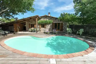 Image de Belle maison de vacances avec piscine en Ardèche