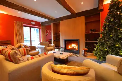 Image de Maison de vacances א Mettet avec jardin