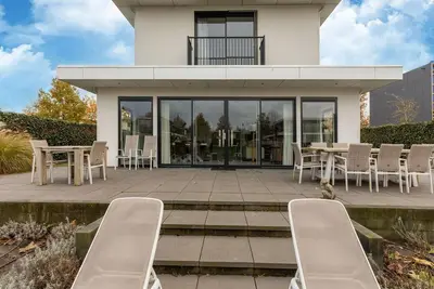 Image de Escapade bien-être et villa au bord de l'eau