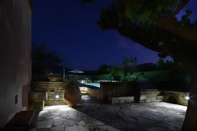 Image de Villa en Crète avec Vignoble Privé
