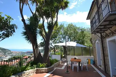Image de maison de vacances à Vintimille avec plage mer