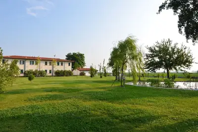 Image de Escapade avec piscine et animaux de compagnie