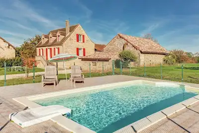 Image de Authentique maison en pierre avec piscine privée