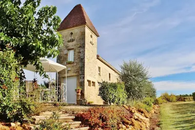 Image de Belle maison de vacances avec piscine