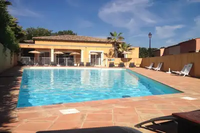 Image de Appartement avec Ac près de Golf de Saint Tropez