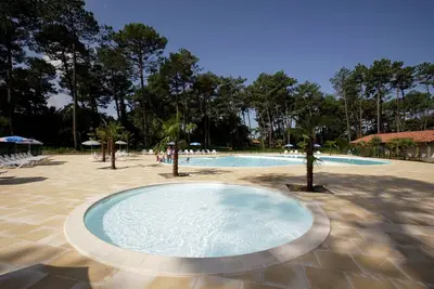 Image de Escapade côtière avec piscine