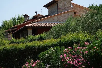 Image de Villa luxueuse à Vasciano avec piscine privée