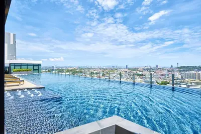 Image de Pattaya Central Sea View Pool Suite