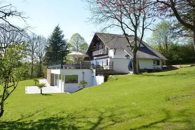 Image de Chalet א Stoumont avec piscine et sauna