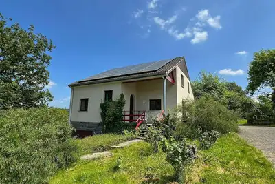 Image de Maisonde vacancesmoderne avecjardin située àHotton