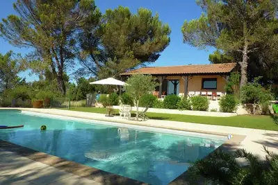 Image de Magnifique villa avec piscine privée proche d'Uzès