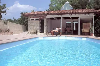 Image de Villa avec piscine א Bastia Mondovi