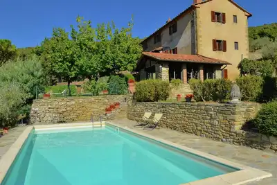 Image de Charmante villa Ă Cortona, avec piscine