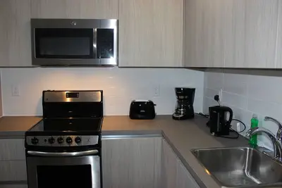 Image de Atlas Suites College St Furnished Apts