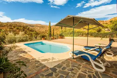 Image de Belle maison de vacances avec piscine privée