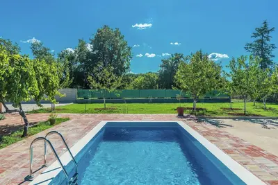 Image de Maison de Vacances à Zemunik Donji avec Piscine