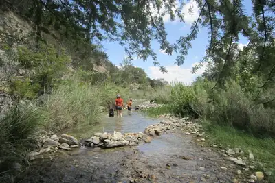 Image de Sur la rivière - Frio Family Getaway