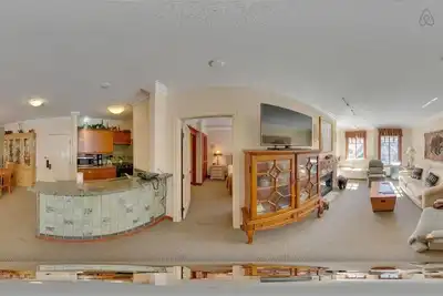Image de * Fall Into Squaw * 2bd / 2bth Free Nights en Octobre * The Village Slopeside
