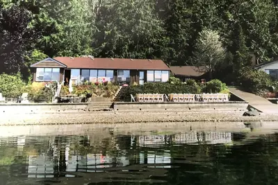 Image de Nous avons encore de la disponibilité pour l'été. Découvrez la magie du canal.