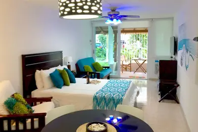 Image de Cabana De Luxe - Meilleur Emplacement - ÉTAPES De La Plage, Wifi Et Parking